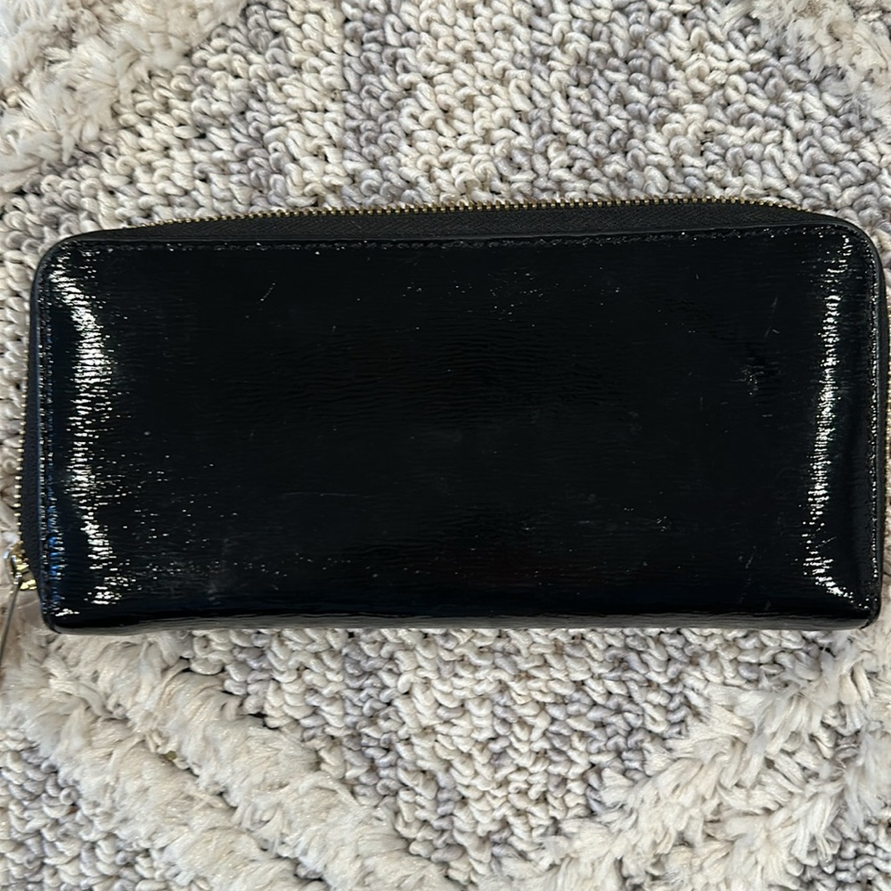 Michael Kors Wallet - Picture 2 of 3
